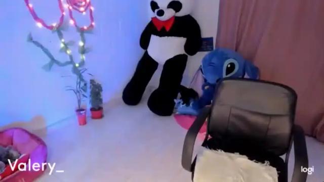 Image 4 of ave_fenix69 Stream on Chaturbate on 13 months ago