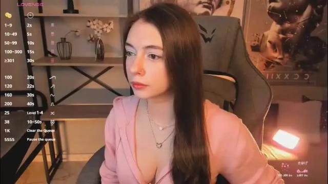 Image 4 of aveangela Stream on Chaturbate on 1 month ago