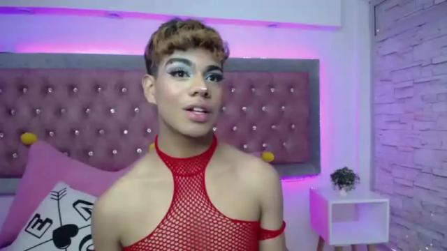 Image 6 of aveline_rouse Stream on Chaturbate on 14 months ago