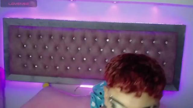 Image 8 of aveline_rouse Stream on Chaturbate on 14 months ago