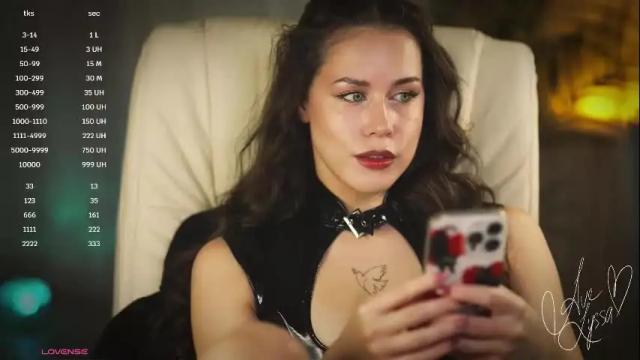 Image 3 of avelyssa Stream on Chaturbate on 14 days ago