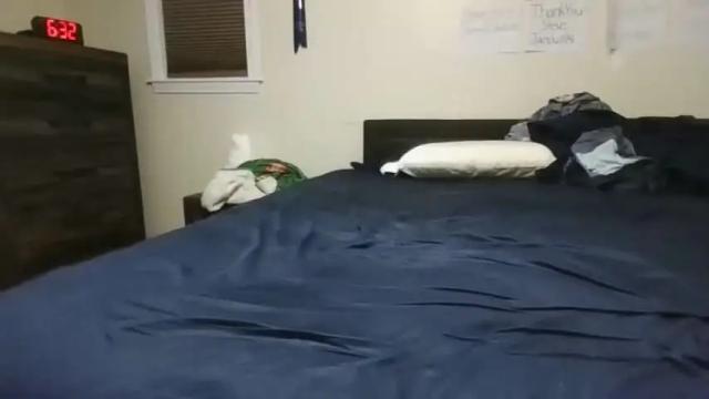 Image 12 of average_couple23 Stream on Chaturbate on 19 months ago