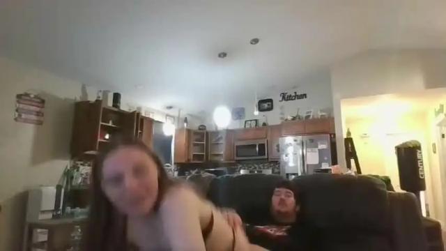Image 12 of average_couple23 Stream on Chaturbate on 16 months ago