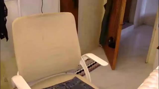 Image 3 of averageuncut1 Stream on Chaturbate on 26 days ago