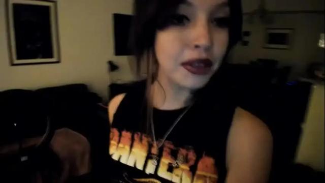 Image 6 of averiecherry Stream on Chaturbate on 21 months ago