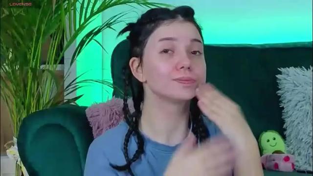 Image 2 of averywillow Stream on Chaturbate on 2 months ago