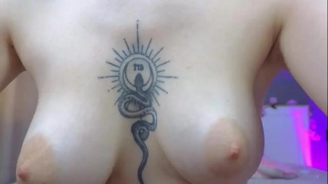 Image 2 of avgustina_love Stream on Chaturbate on 1 month ago