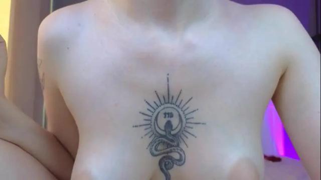 Image 3 of avgustina_love Stream on Chaturbate on 3 months ago