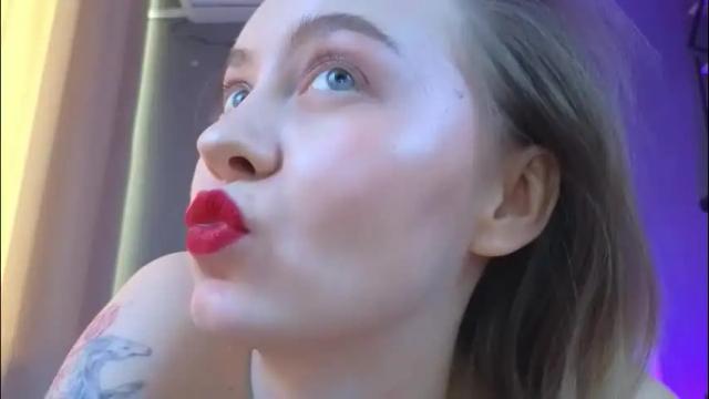 Image 7 of avgustina_love Stream on Chaturbate on 2 months ago