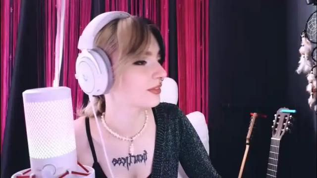Thumbnail 2, avi_nile's Stream at Chaturbate, 1 month ago