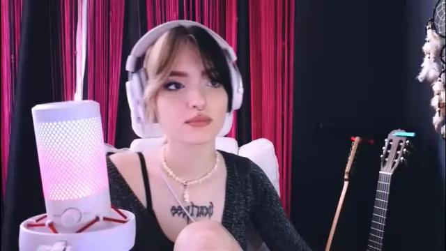 Thumbnail 3, avi_nile's Stream at Chaturbate, 1 month ago
