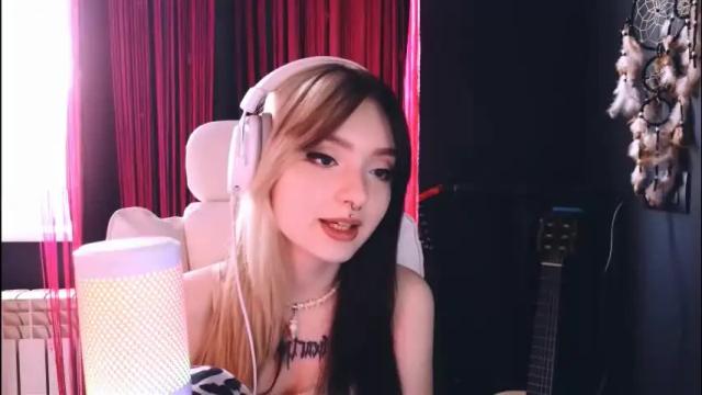 Thumbnail 3, avi_nile's Stream at Chaturbate, 1 month ago