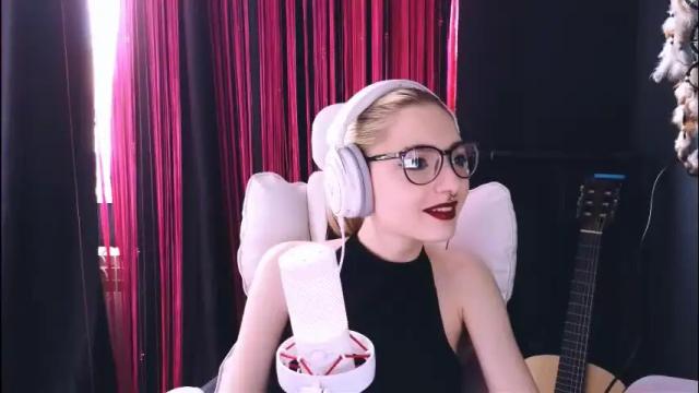Thumbnail 1, avi_nile's Stream at Chaturbate, 1 month ago