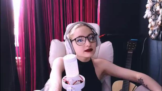 Image 7 of avi_nile Stream on Chaturbate on 1 month ago