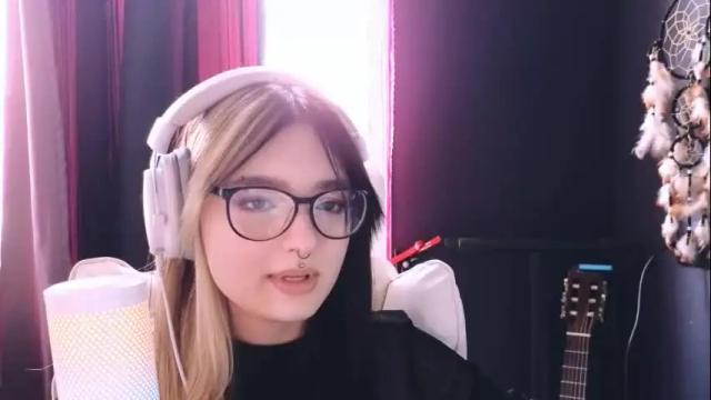 Thumbnail 3, avi_nile's Stream at Chaturbate, 1 month ago