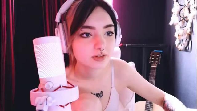 Thumbnail 1, avi_nile's Stream at Chaturbate, 1 month ago