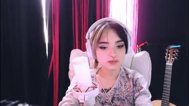 Thumbnail 3, avi_nile's Stream at Chaturbate, 26 days ago