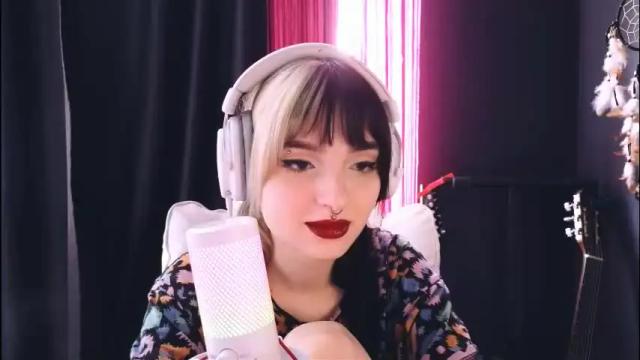 Image 10 of avi_nile Stream on Chaturbate on 22 days ago
