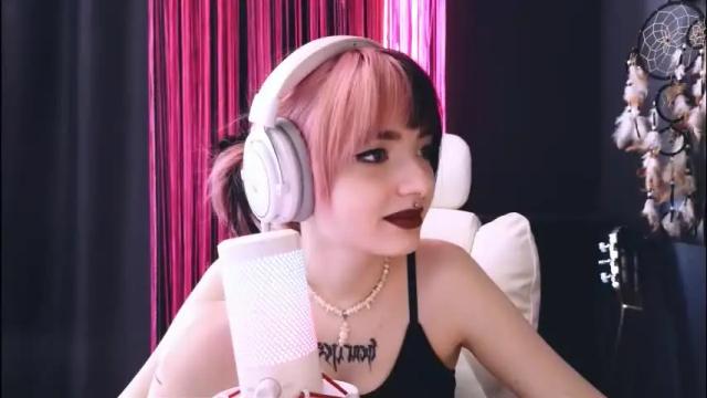 Image 6 of avi_nile Stream on Chaturbate on 14 days ago