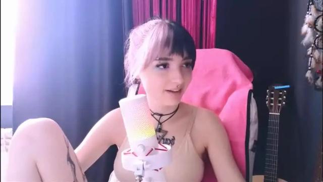 Image 7 of avi_nile Stream on Chaturbate on 6 months ago