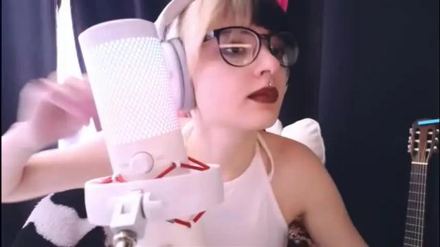 Image 6 of avi_nile Stream on Chaturbate on 5 months ago