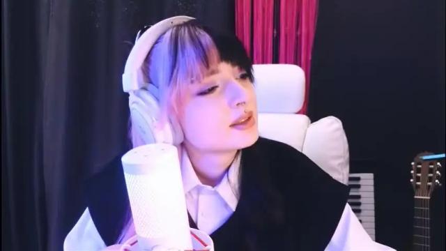 Image 8 of avi_nile Stream on Chaturbate on 4 months ago