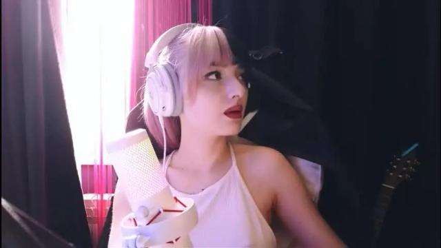 Image 4 of avi_nile Stream on Chaturbate on 4 months ago