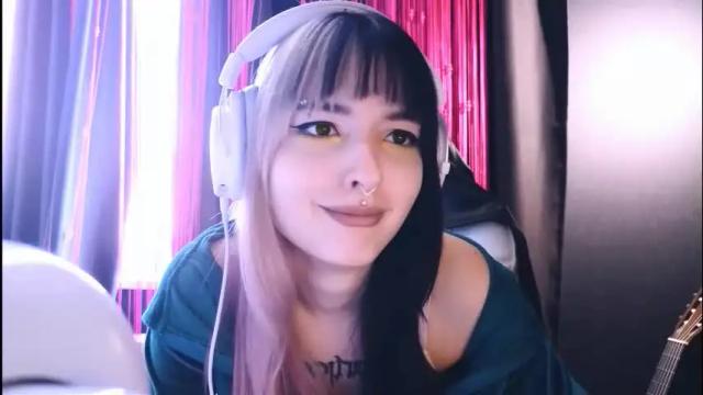 Image 7 of avi_nile Stream on Chaturbate on 4 months ago