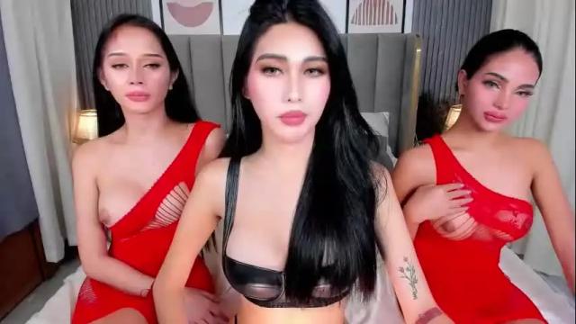 Image 4 of avimiller Stream on Chaturbate on 1 month ago