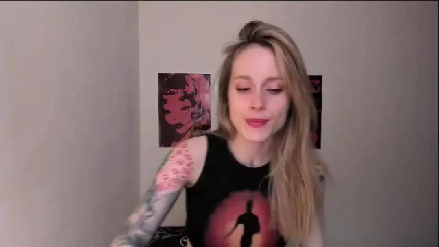 Image 10 of aviva_faith Stream on Chaturbate on 1 month ago
