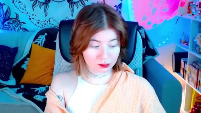 Image 6 of avixoxo Stream on Chaturbate on 16 months ago