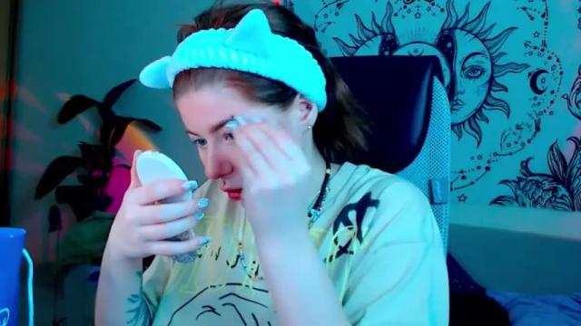 Image 2 of avixoxo Stream on Chaturbate on 15 months ago