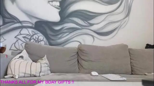 Image 8 of avr0ra Stream on Chaturbate on 2 months ago