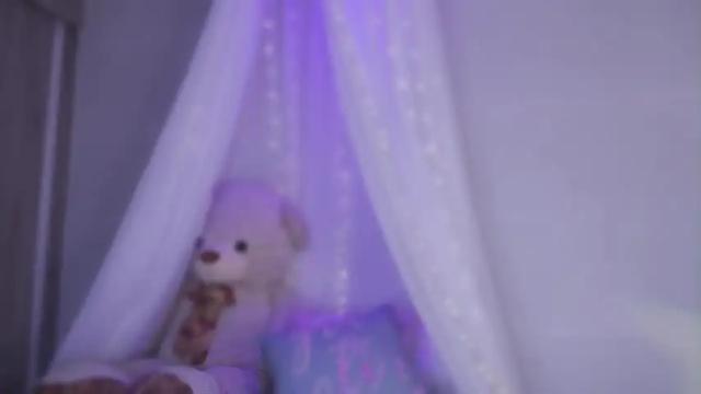 Image 8 of avril_ferrer Stream on Chaturbate on 19 months ago