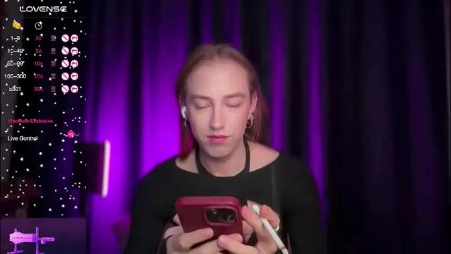 Image 11 of avril_pearly_ Stream on Chaturbate on 13 hours ago