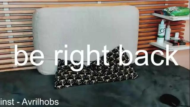 Image 12 of avrilhobs Stream on Chaturbate on 2 days ago