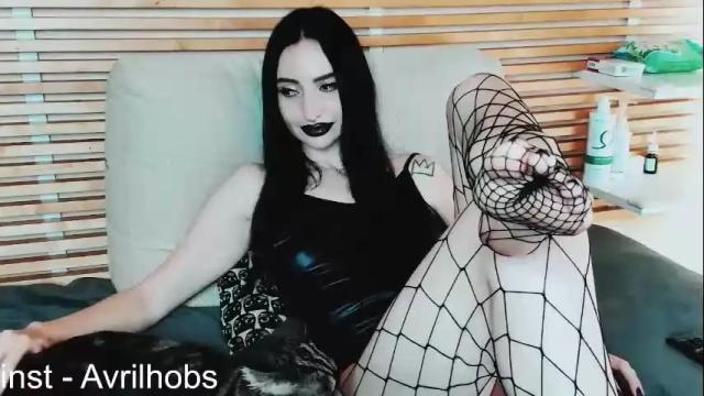 Image 10 of avrilhobs Stream on Chaturbate on 3 months ago