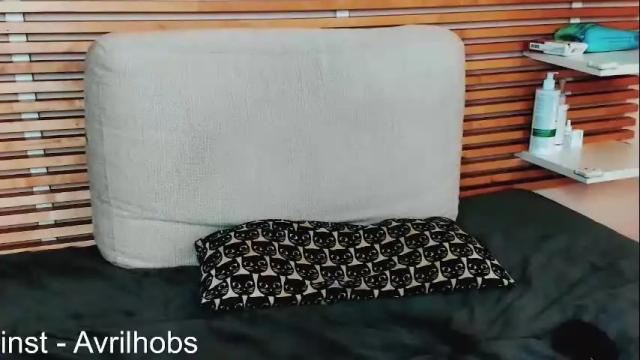 Image 11 of avrilhobs Stream on Chaturbate on 3 months ago