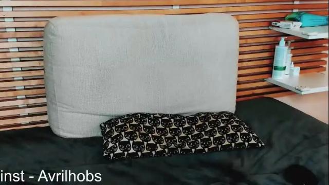 Image 12 of avrilhobs Stream on Chaturbate on 3 months ago