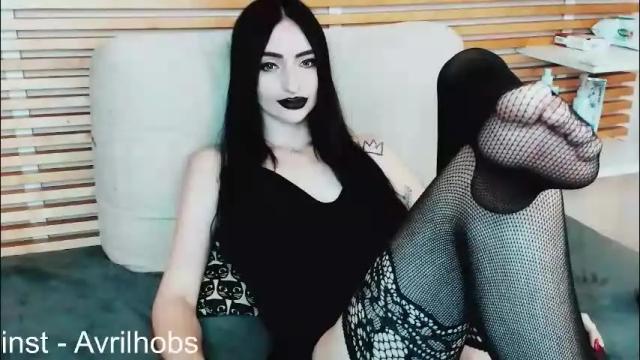 Image 12 of avrilhobs Stream on Chaturbate on 1 month ago