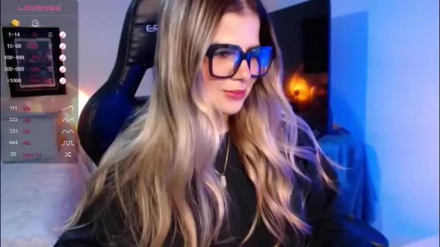 Thumbnail 1, avrill_morgan's Stream at Chaturbate, 2 months ago