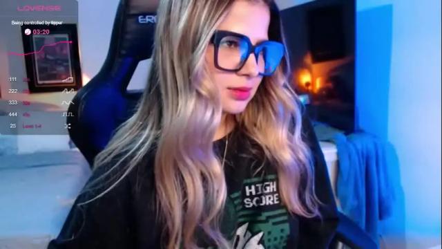Image 6 of avrill_morgan Stream on Chaturbate on 2 months ago