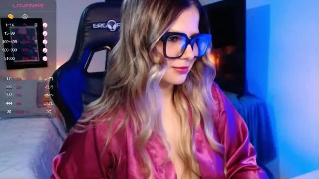 Image 8 of avrill_morgan Stream on Chaturbate on 2 months ago