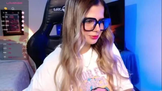 Image 10 of avrill_morgan Stream on Chaturbate on 1 month ago