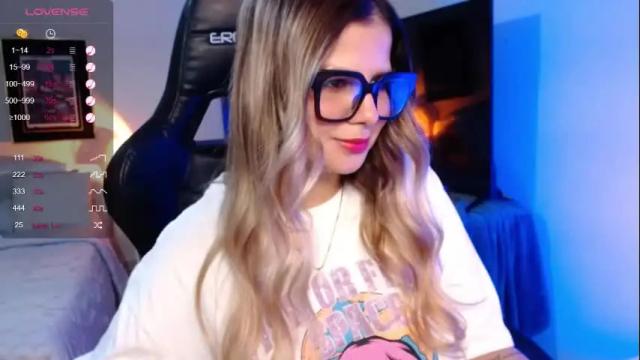 Image 8 of avrill_morgan Stream on Chaturbate on 1 month ago