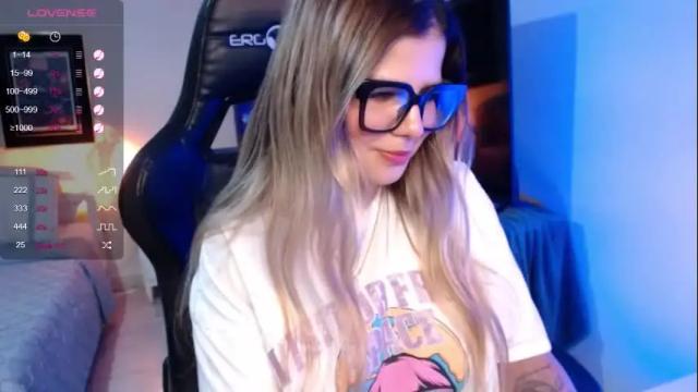 Image 4 of avrill_morgan Stream on Chaturbate on 1 month ago