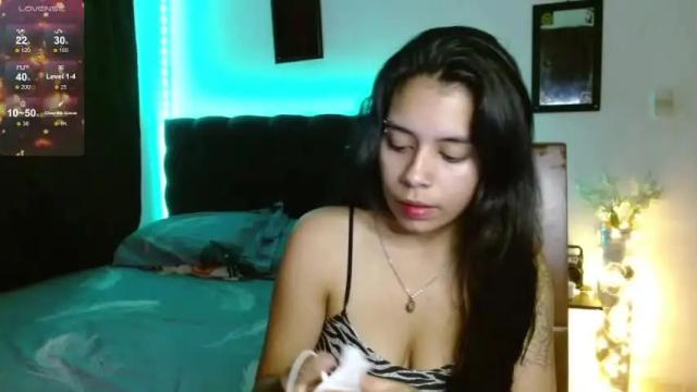 Image 2 of avrilthompson_ Stream on Chaturbate on 16 months ago