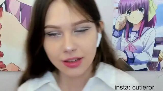 Image 3 of avrora_deis Stream on Chaturbate on 16 months ago