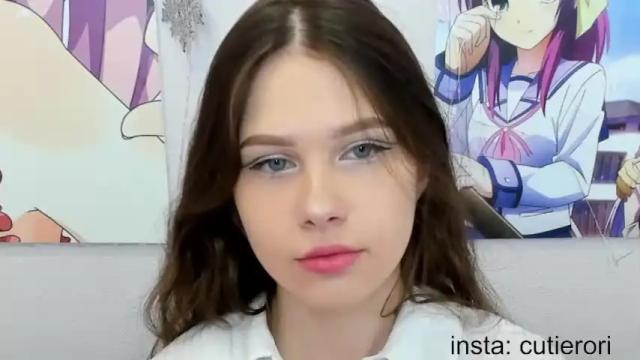 Image 4 of avrora_deis Stream on Chaturbate on 16 months ago