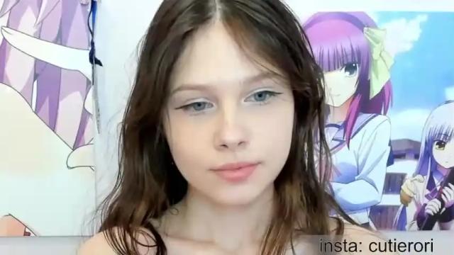Image 3 of avrora_deis Stream on Chaturbate on 16 months ago